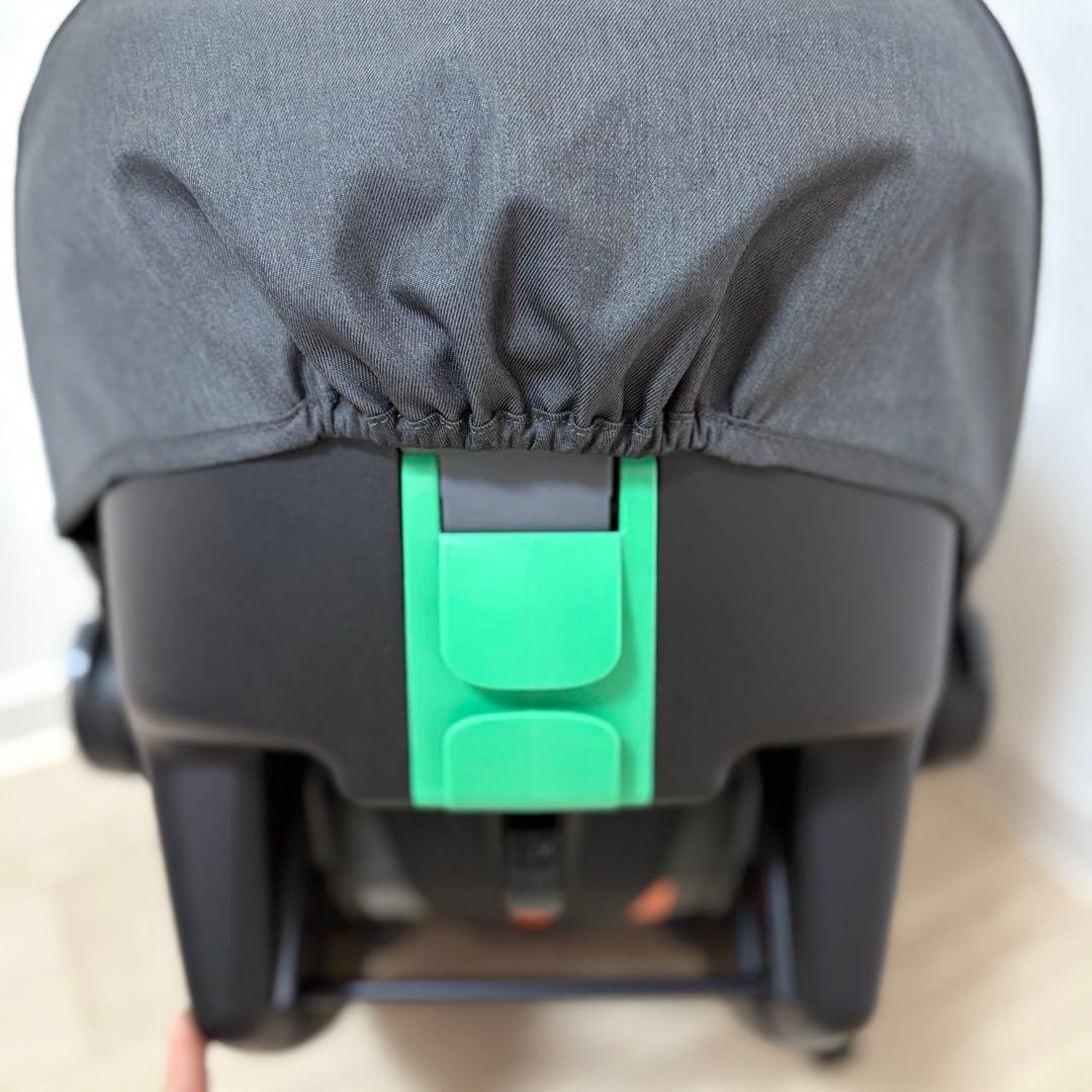 Joie i-Snug 2 ベビーシート ブラック