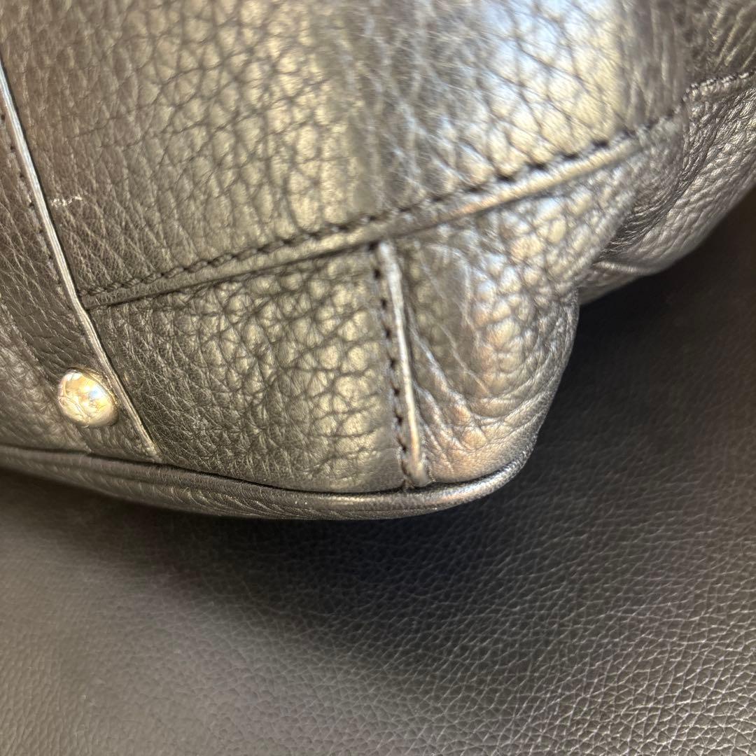 美品TOD'S レディースショルダーバッグ　ワンショルダーバッグ