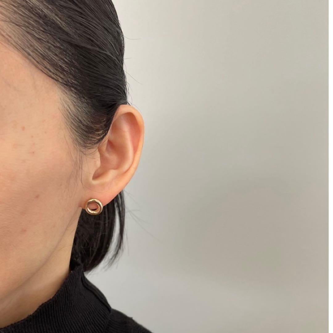 モニカカスティリオーニ ブロンズ ピアス