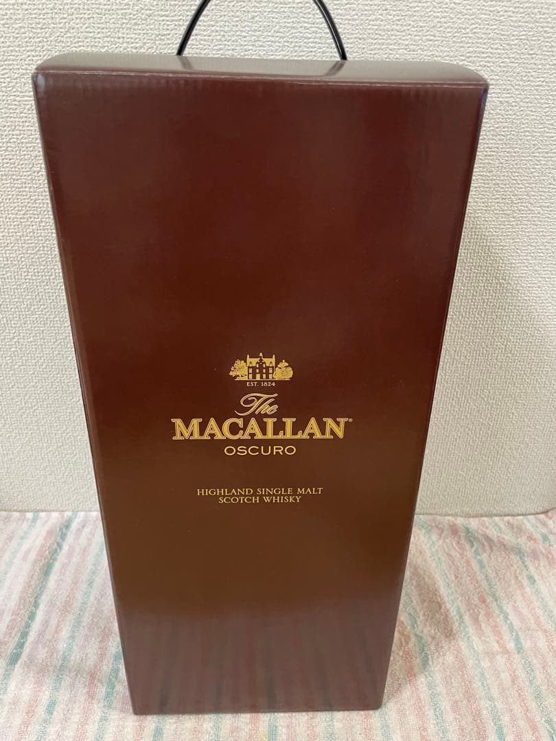 マッカラン ウィスキー　THE MACALLAN OSCURO 1824