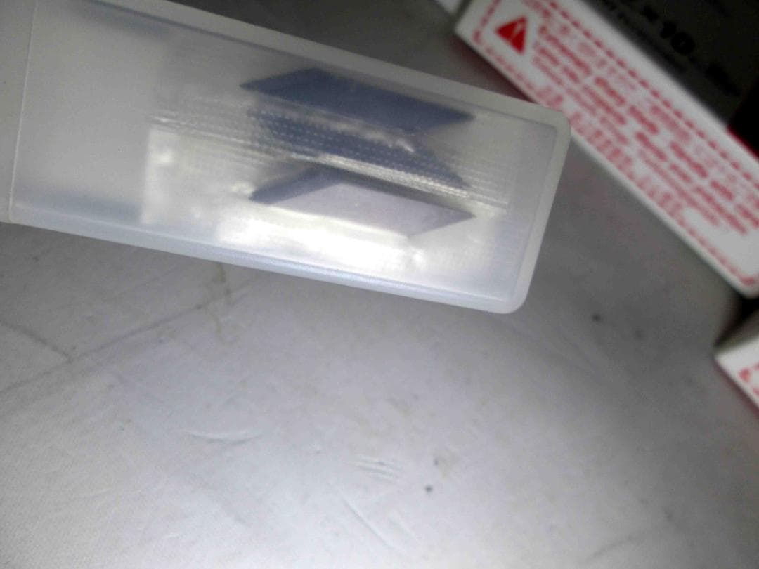 格安！！NTカッター替え刃を４０００枚