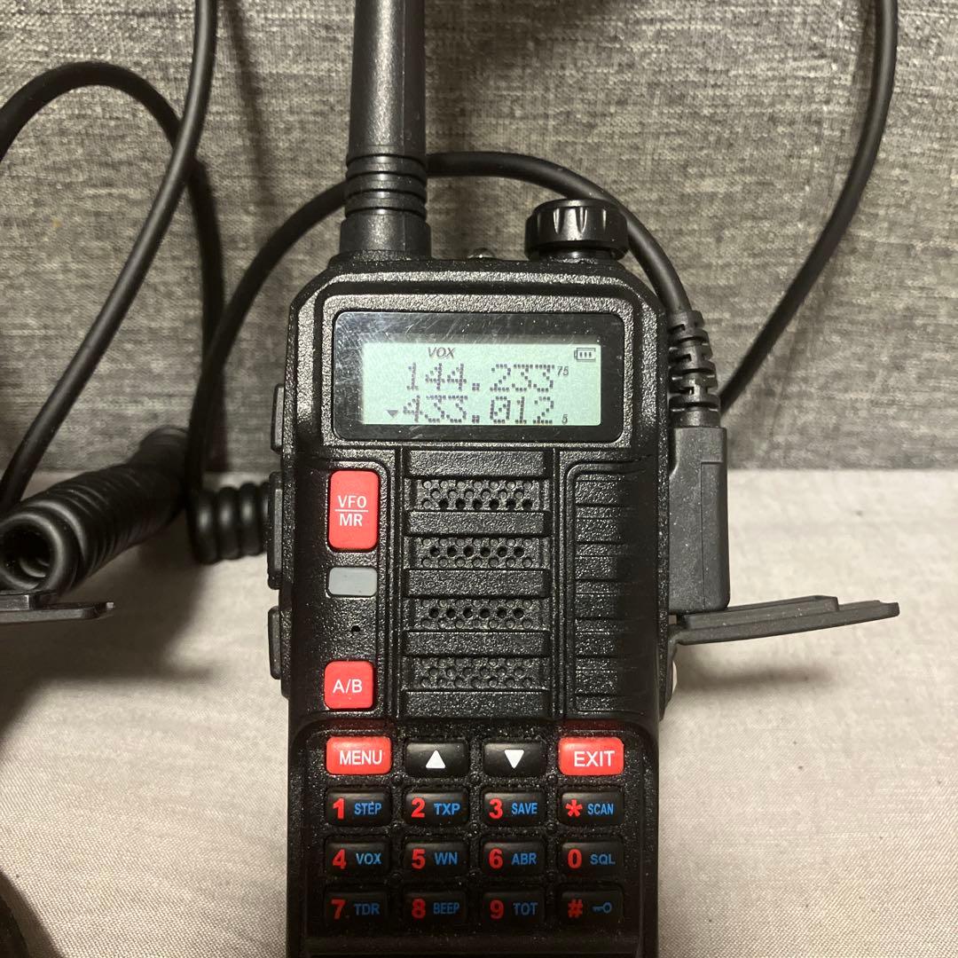 トランシーバー BAOFENG BF-UV10R & BF-UV5R