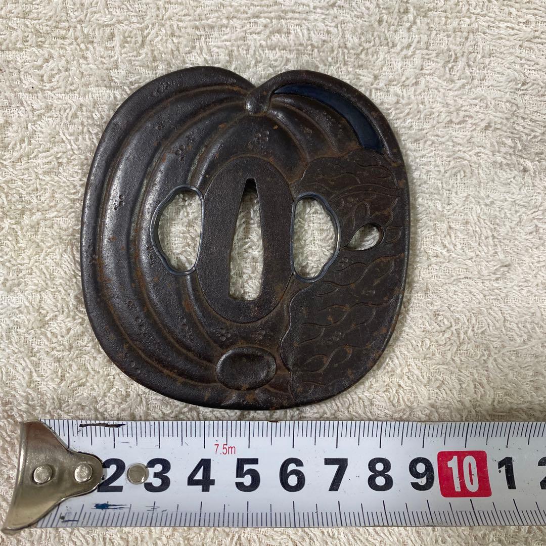 B-69 鍔 『正阿弥 瓜図』　在銘　武具　刀装具　骨董品　日本　美術品　工芸品