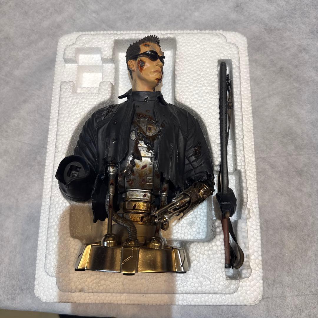 ジェントルジャイアント　ターミネーター3 T-850バトルダメージ フィギュア