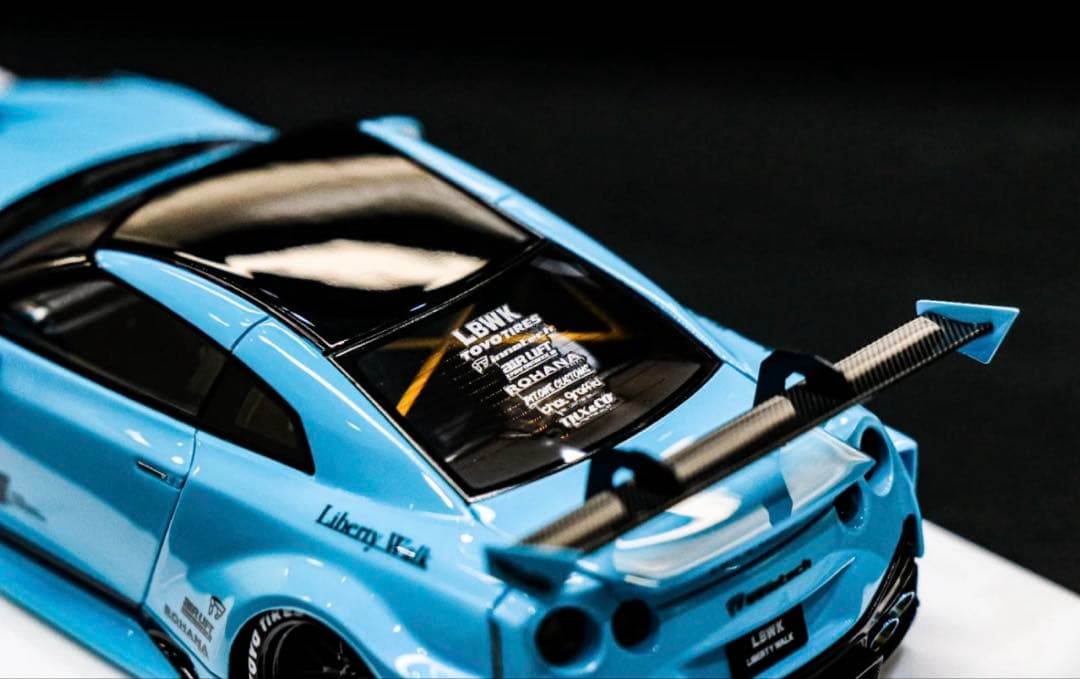 アイドロン　LBWK make up GTR R35