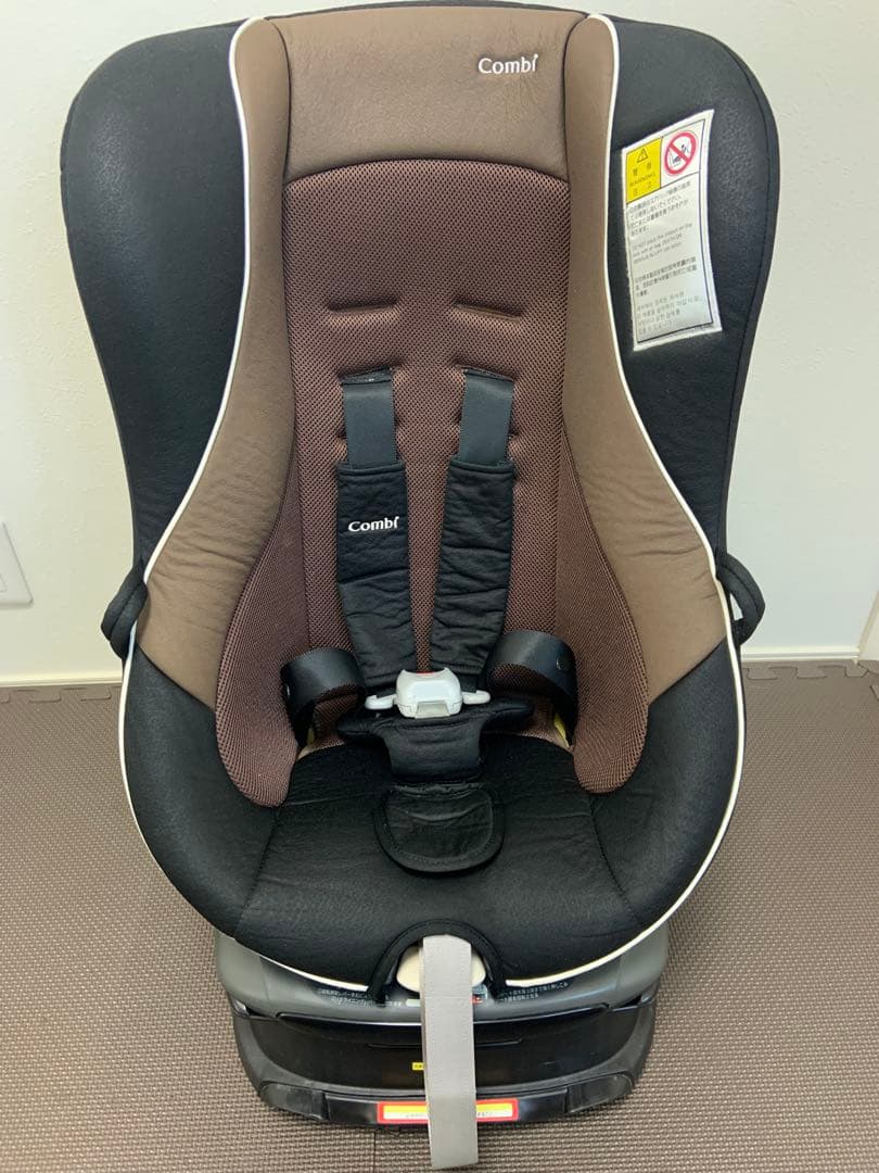 美品　コンビ combi 回転式チャイルドシート　チャイルドシート