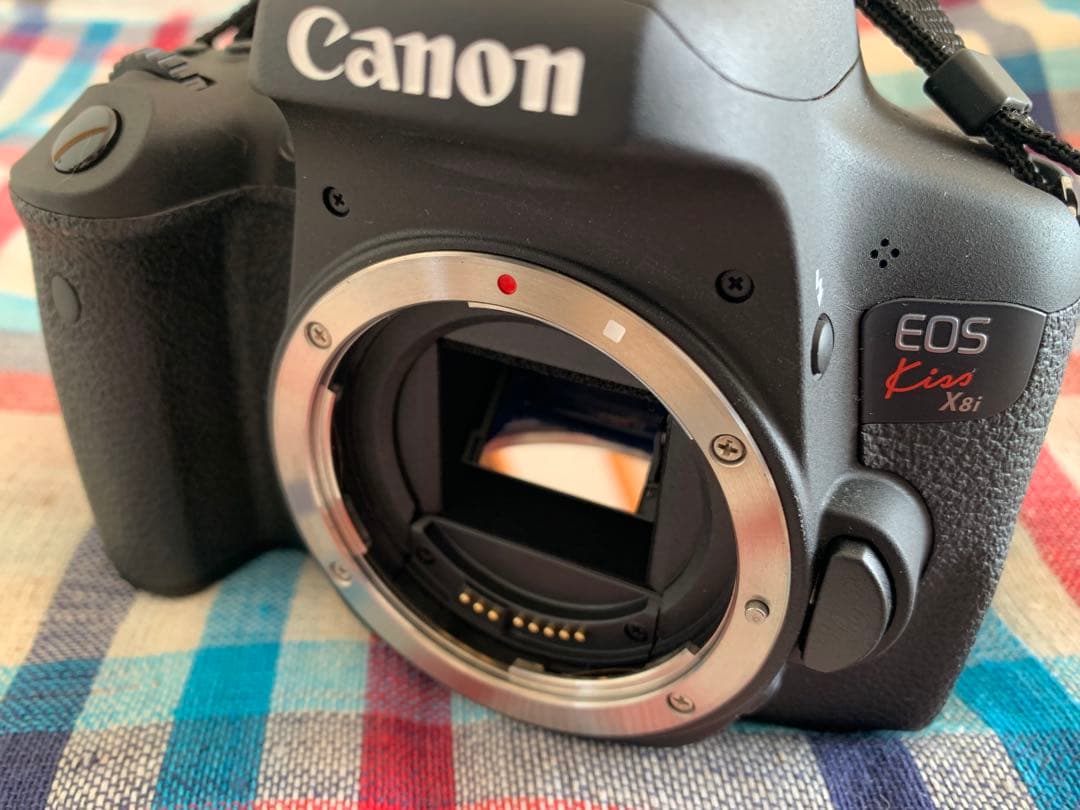 Canon EOS Kiss X8i レンズキット