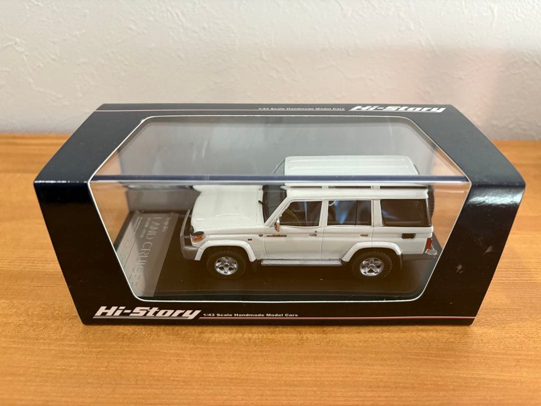 ハイストーリー　ランドクルーザー70 VAN 2014 ホワイト