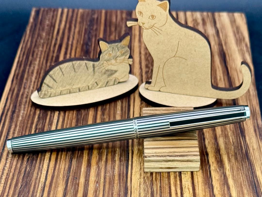 Pilot 万年筆 CUSTOM K-500SS 蝕刻ストライプ 18KWG