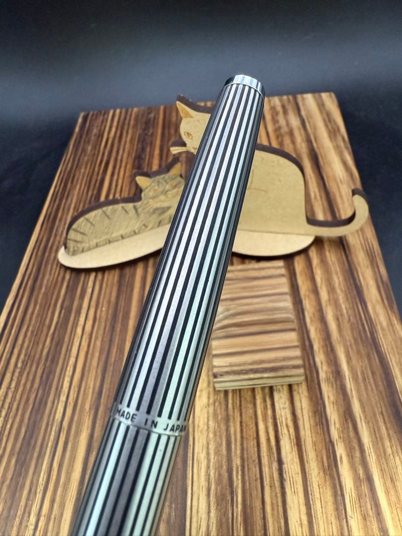Pilot 万年筆 CUSTOM K-500SS 蝕刻ストライプ 18KWG
