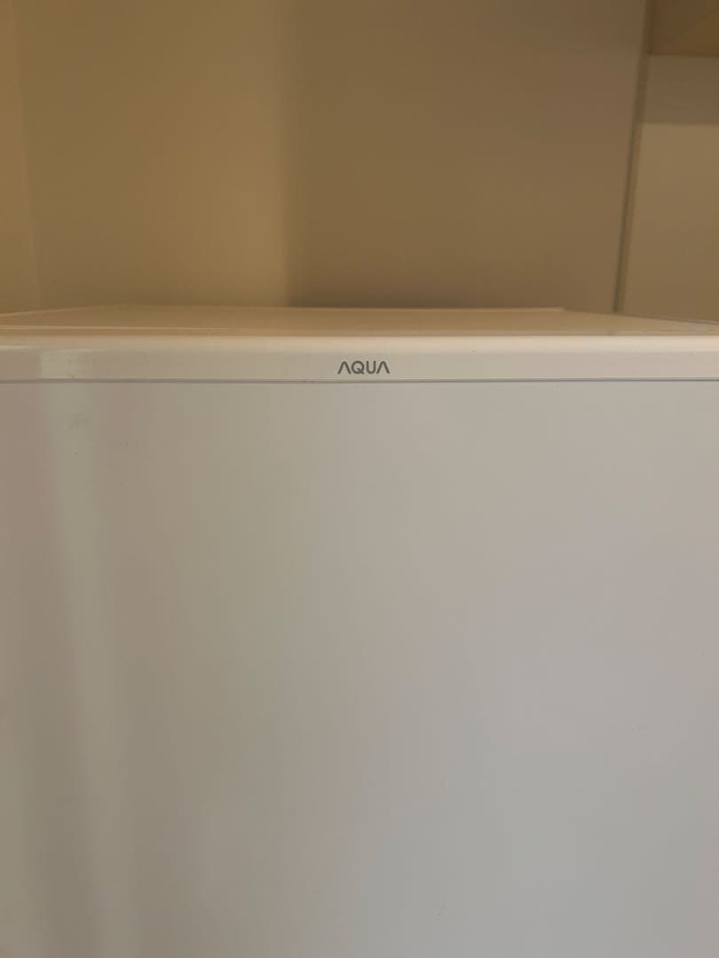 AQUA 冷蔵庫 ホワイト　AQR-20M