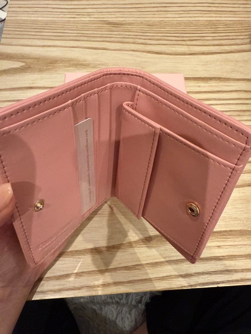 miu miu ピンク キルティングミニ財布