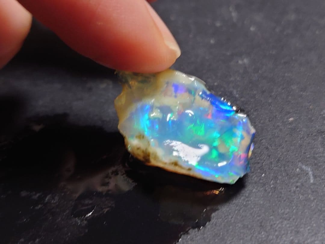 エチオピアウェロ産　チョーク　オパール　原石　鉱物標本