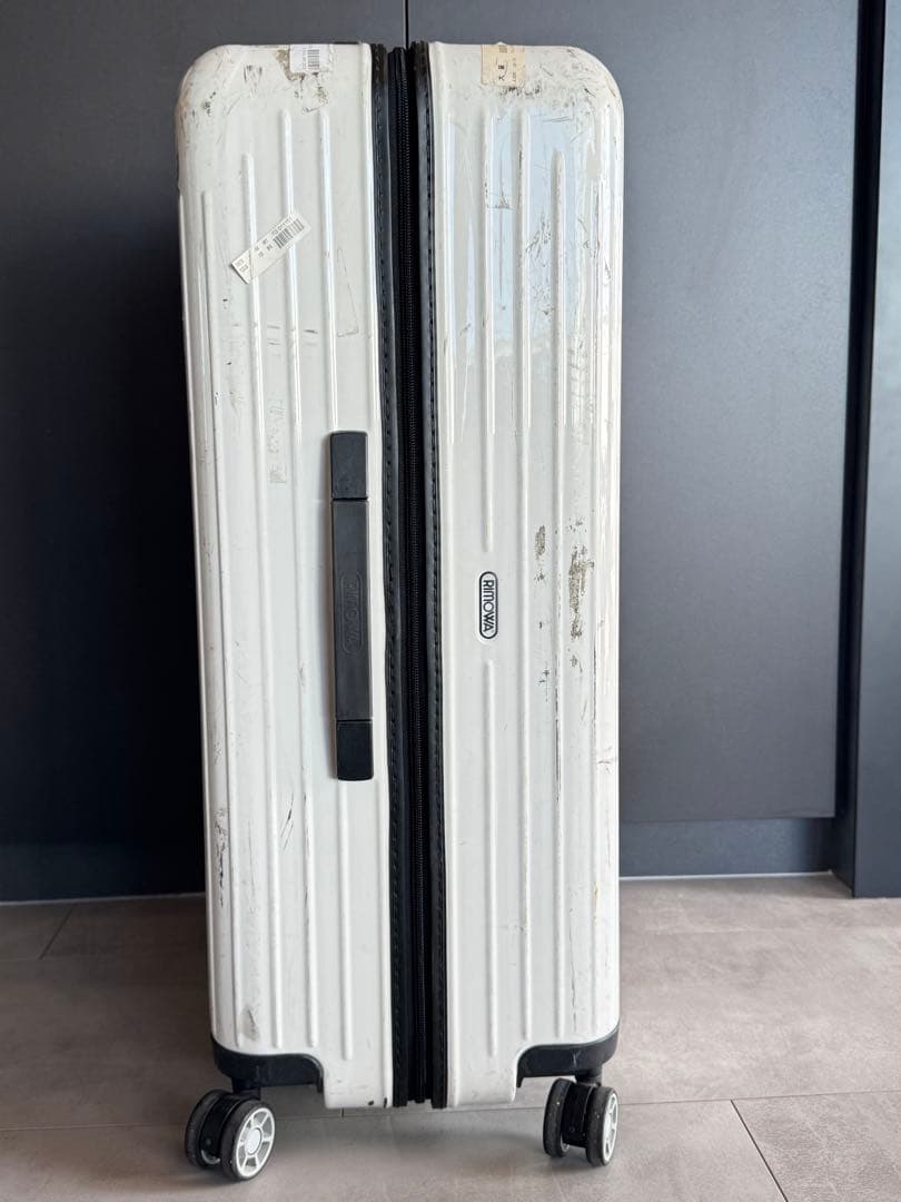 RIMOWA リモワ サルサエアー 4輪 ホワイト 84リッター