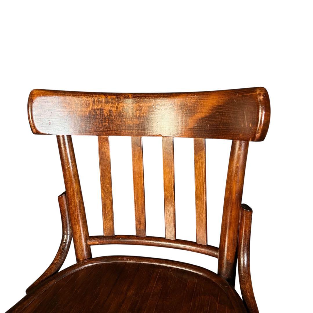 HR780 【マイナスネジ多用】　古いベントウッドチェア