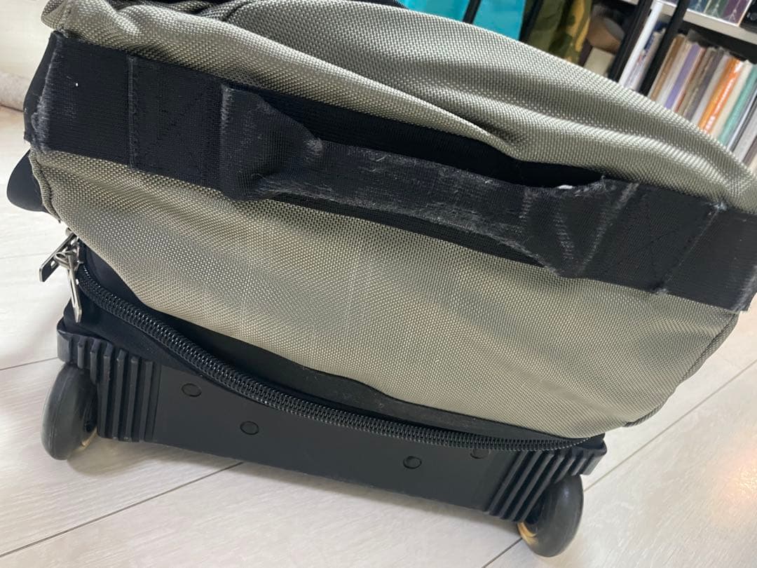 名作Patagonia キャリーケース Freight Liner 激レアカラー