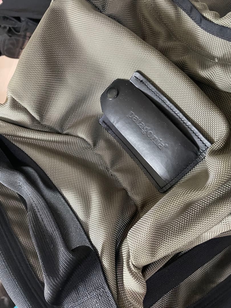 名作Patagonia キャリーケース Freight Liner 激レアカラー