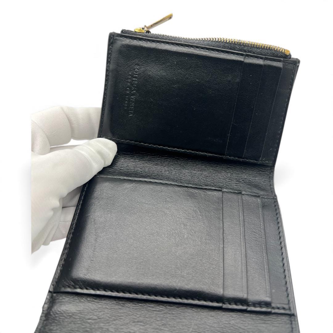 こんけー　BOTTEGA VENETA　黒　カセット レザー三つ折り財布
