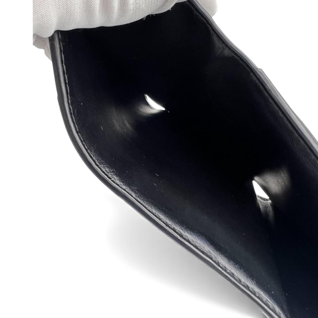 こんけー　BOTTEGA VENETA　黒　カセット レザー三つ折り財布