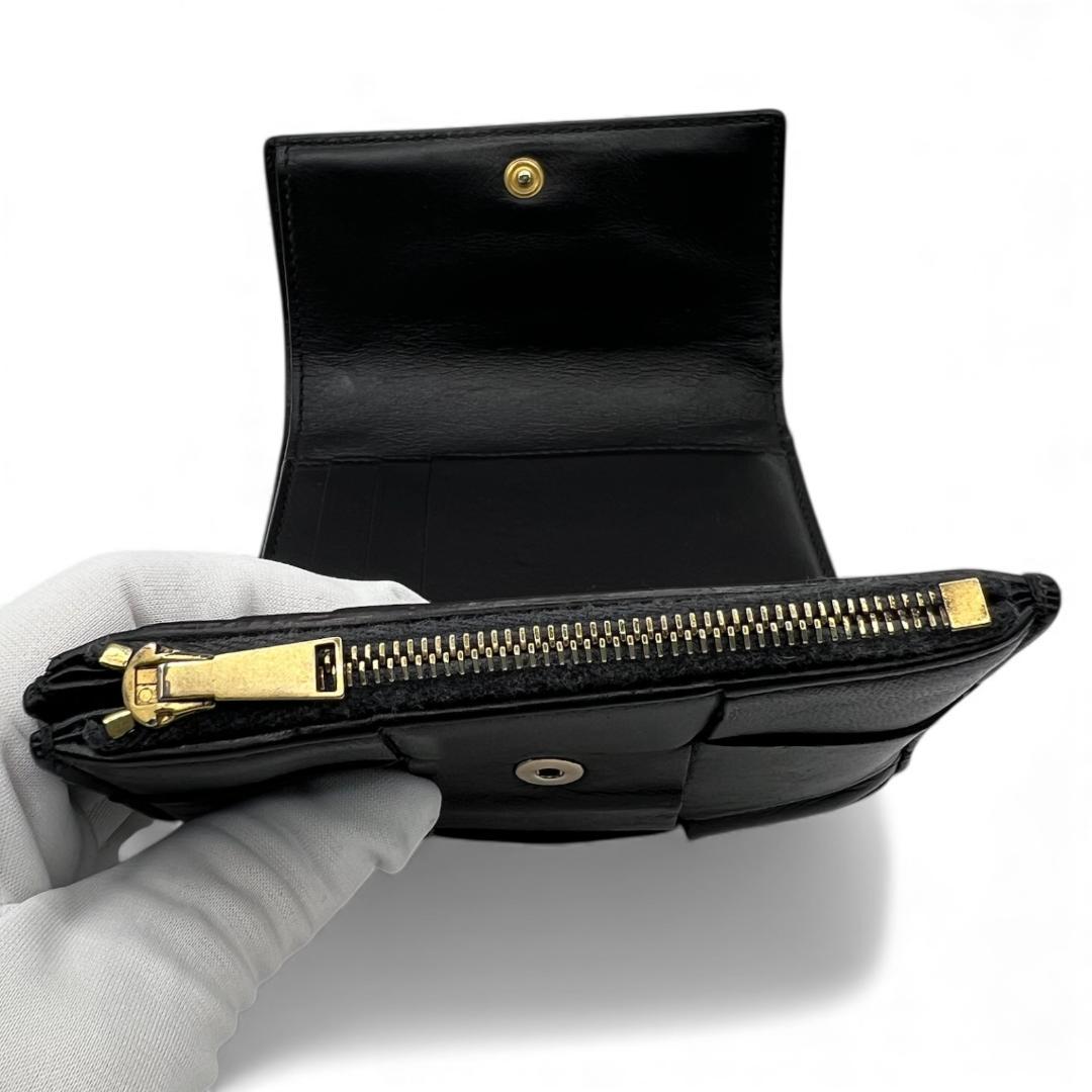 こんけー　BOTTEGA VENETA　黒　カセット レザー三つ折り財布