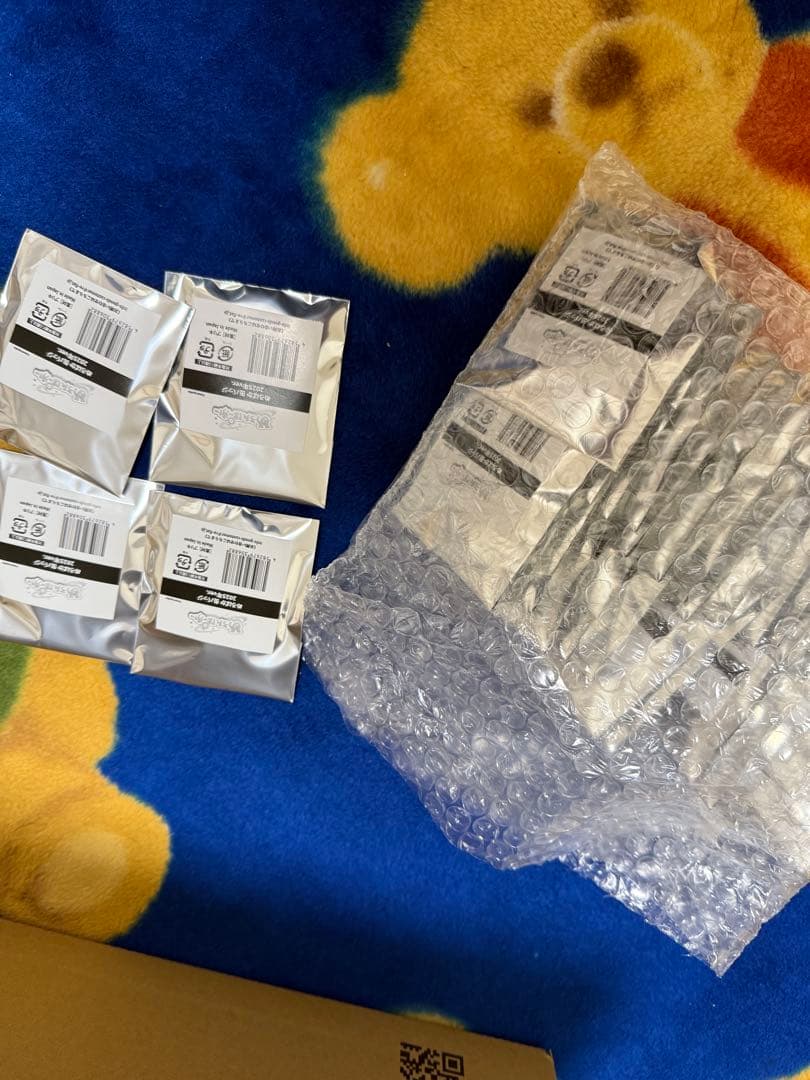 めろぱか ランダム缶バッジ　お正月記念グッズ2025ver.50個