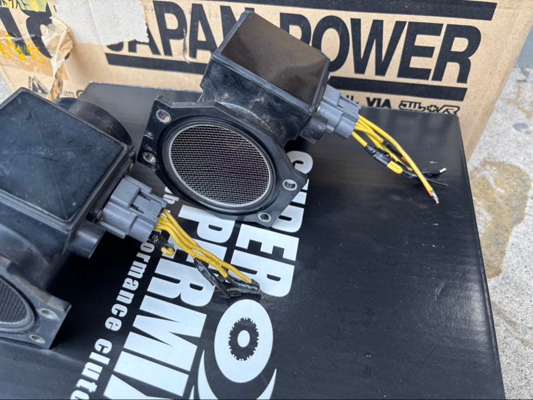 BNR34より純正エアフロセット、ほぼ新品カプラー付き