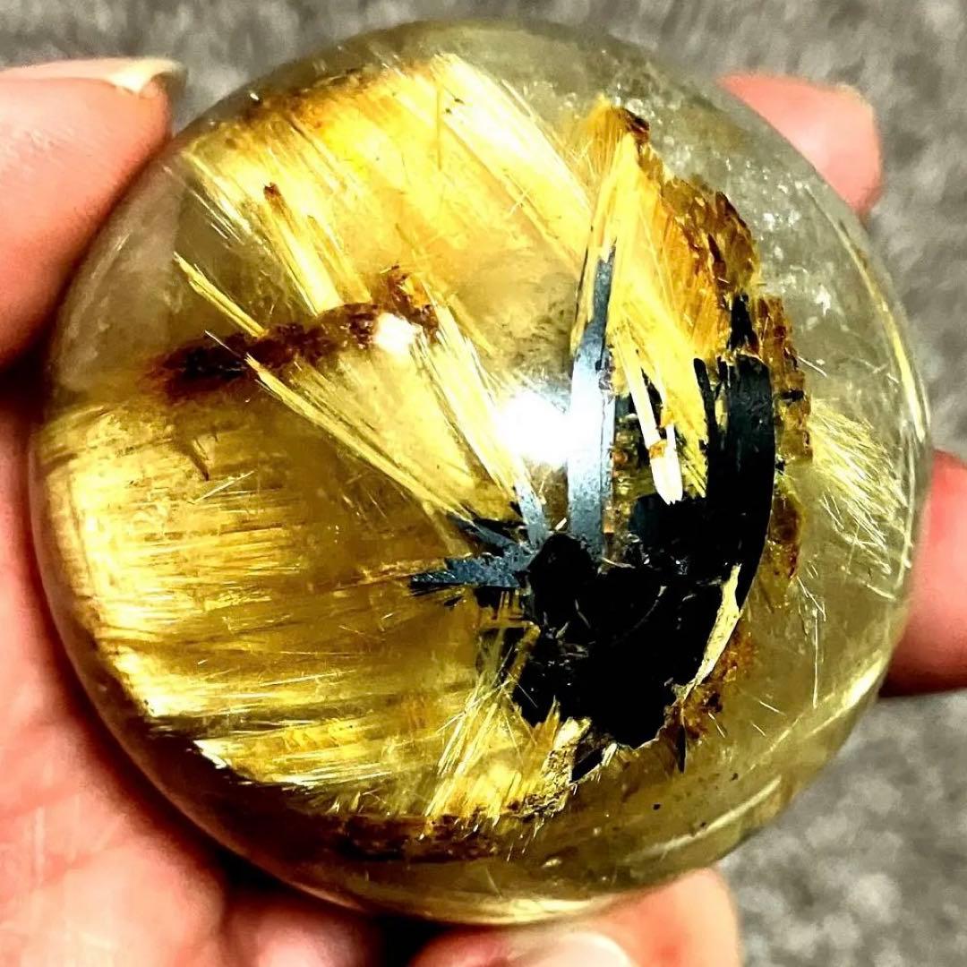 超絶綺麗✨48mm ゴールドタイチンルチルクォーツ　丸玉　スフィア　金針水晶