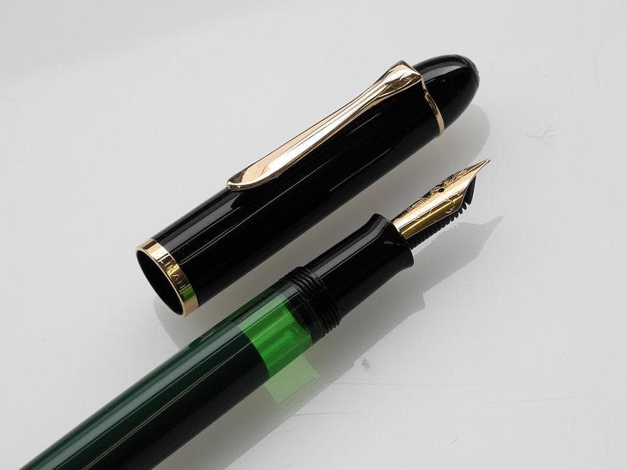 【Amami 新品文具】 Pelikan M120 グリーンブラック万年筆