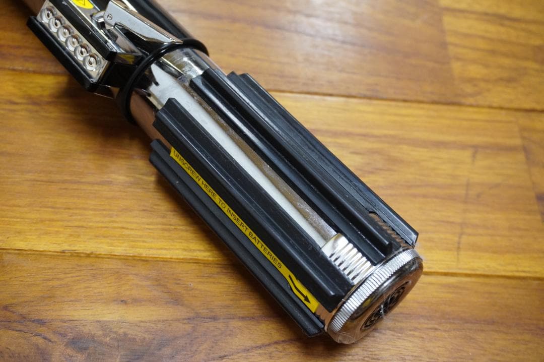 ◆スターウォーズ ダーズベーダーFXライトセーバー ハスブロ社 廃版 未使用