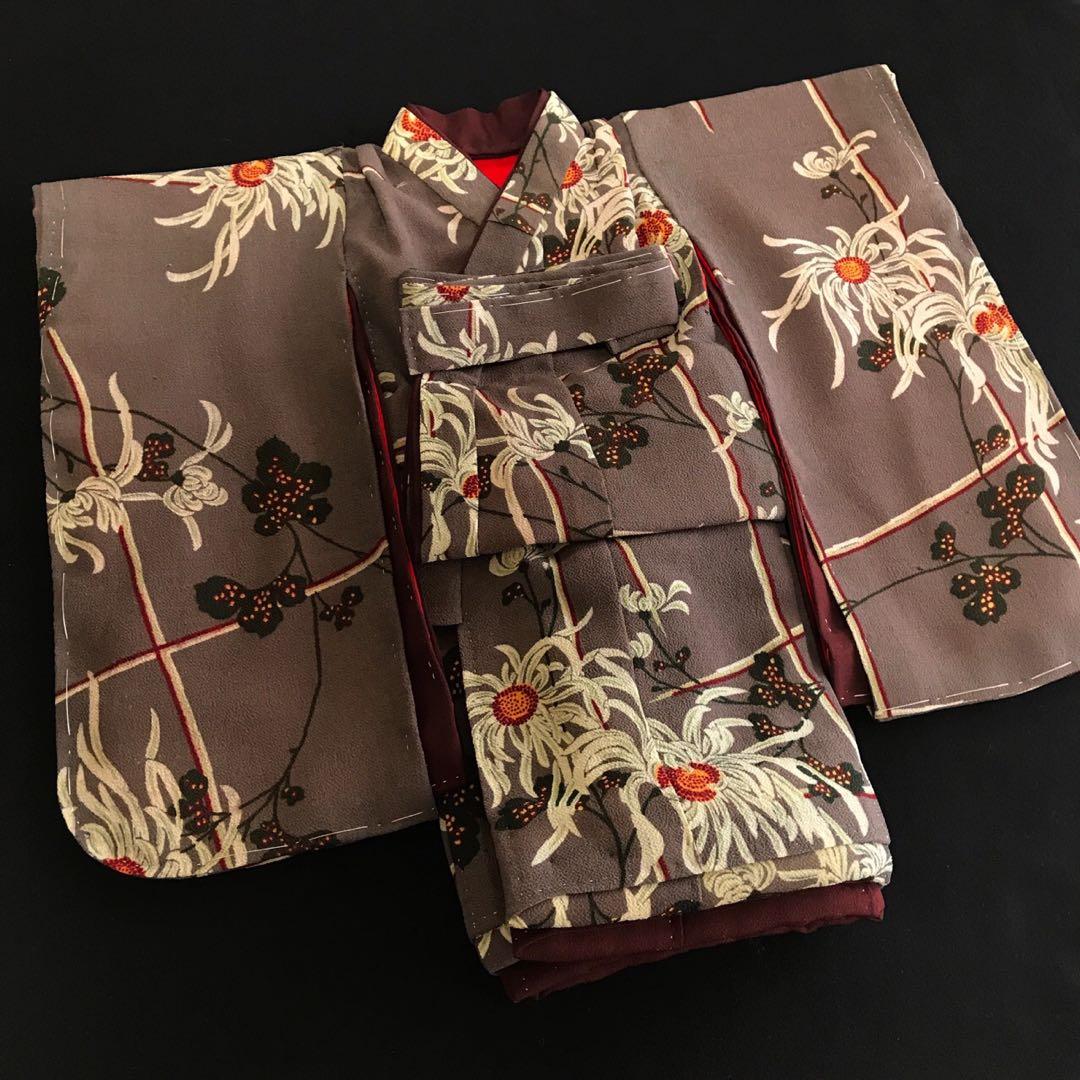 ＊ 市松人形 15号 縮緬 アンティーク 着物 帯 ＊ 菊