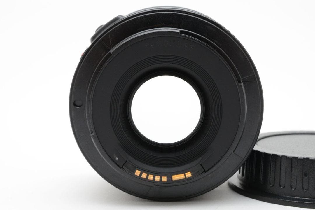 美品　Canon　EF 50mm F1.8 II　フィルター付き 単焦点レンズ