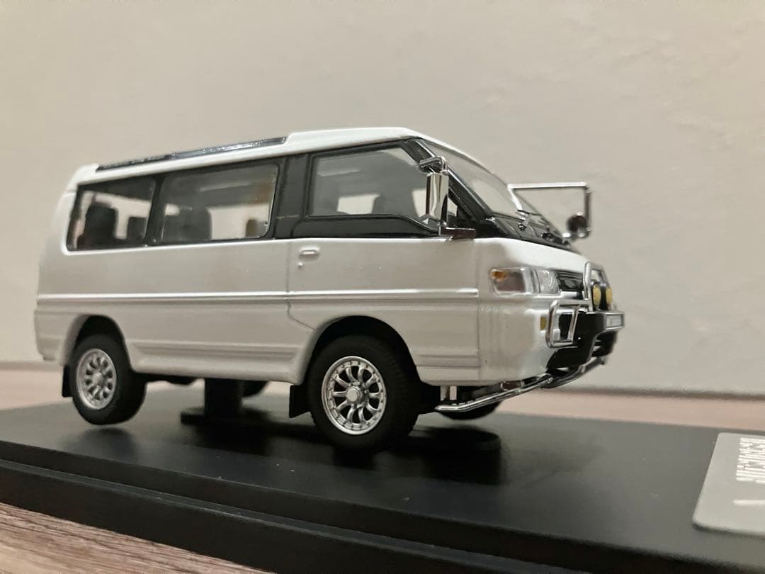 三菱 デリカスターワゴン 1/43