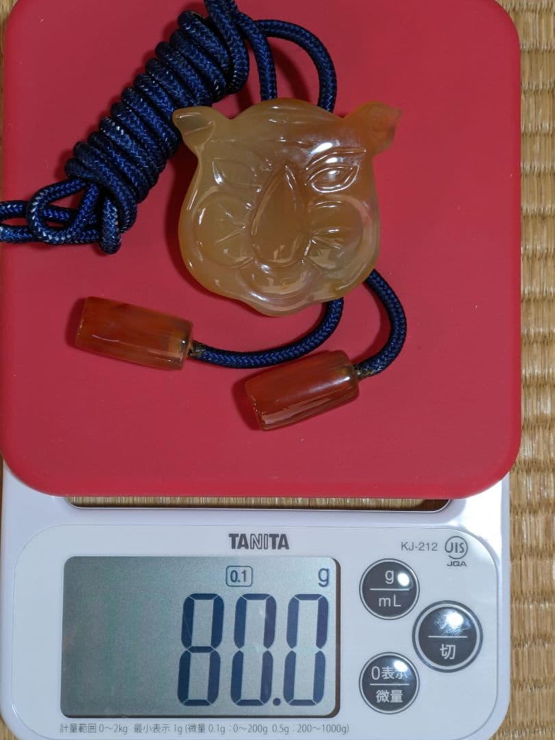 ♦天然石 古作 ヴィンテージ 手彫り 瑪瑙 寅 ループタイ 工芸品 骨董品