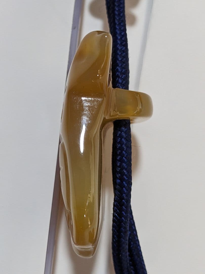 ♦天然石 古作 ヴィンテージ 手彫り 瑪瑙 寅 ループタイ 工芸品 骨董品