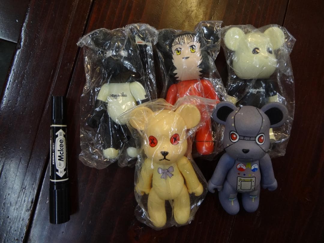 キューブリック　フィギュア５体セット