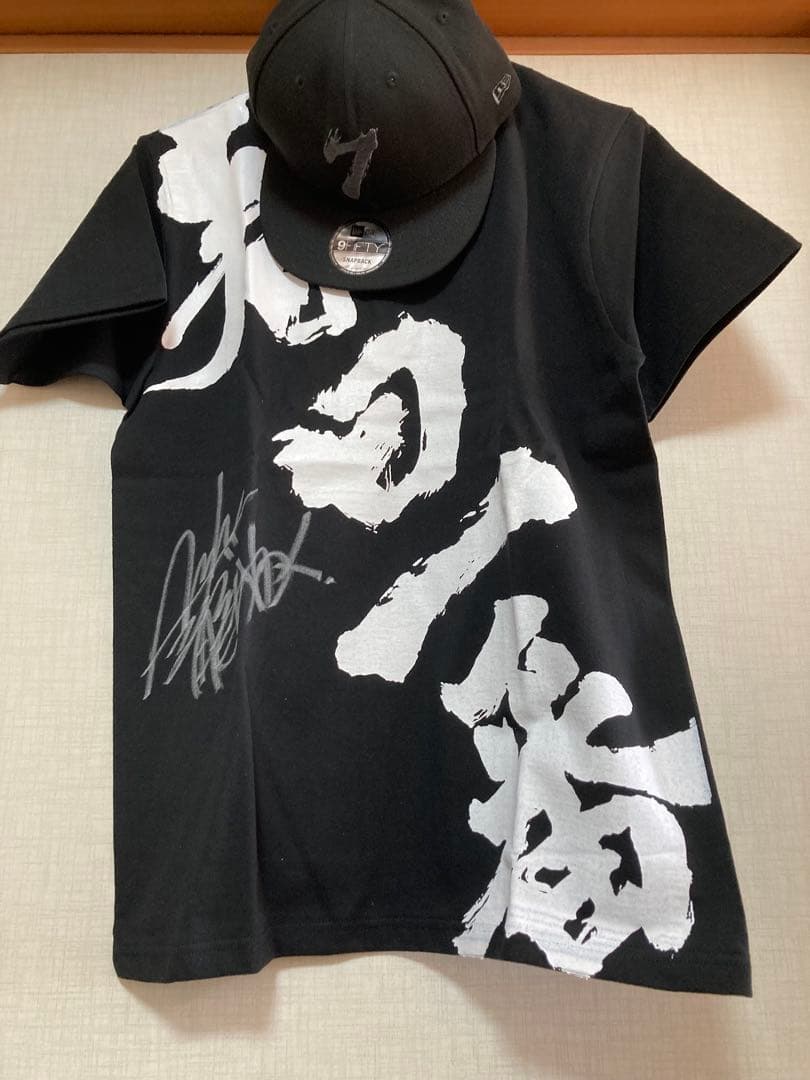 龍が如く7 光と闇の行方　NEW ERAコラボキャップ　サイン入りTシャツセット
