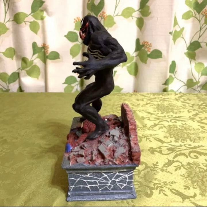 スパイダーマン ヴェノム　フィギュア