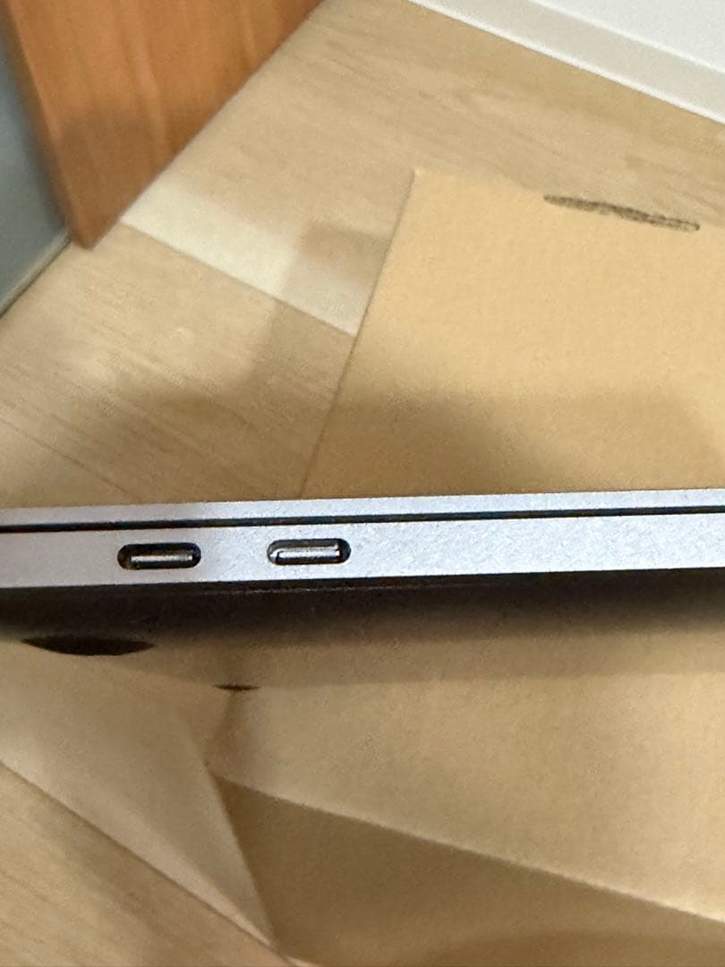 MacBook本体 MacBookPro 2022 M2 16GB SSD256