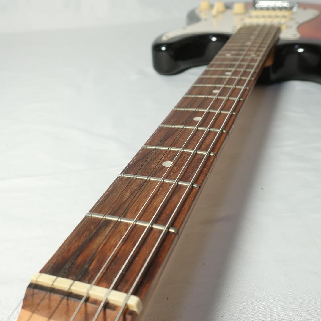 美品 SELDER エレキギター ケース付 ストラトタイプ 3トーンブラウン