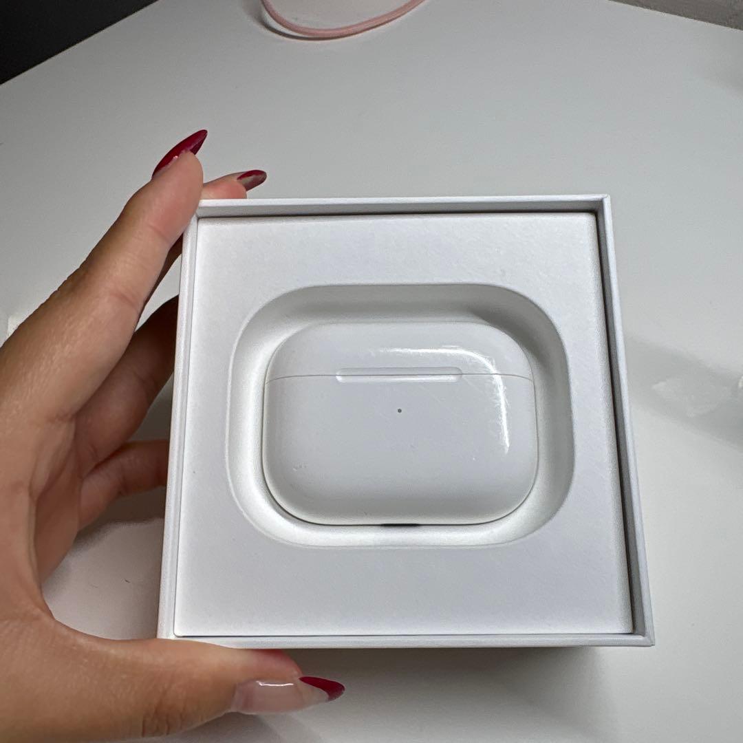 Apple AirPods 本体 充電ケース付き