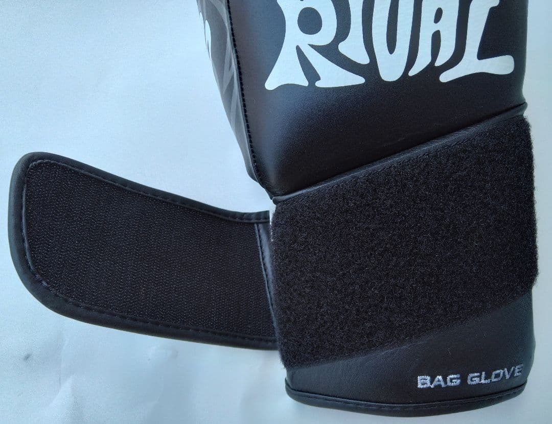 ロマチェンコモデル Rival Guerrero ブラック/ホワイト　10oz