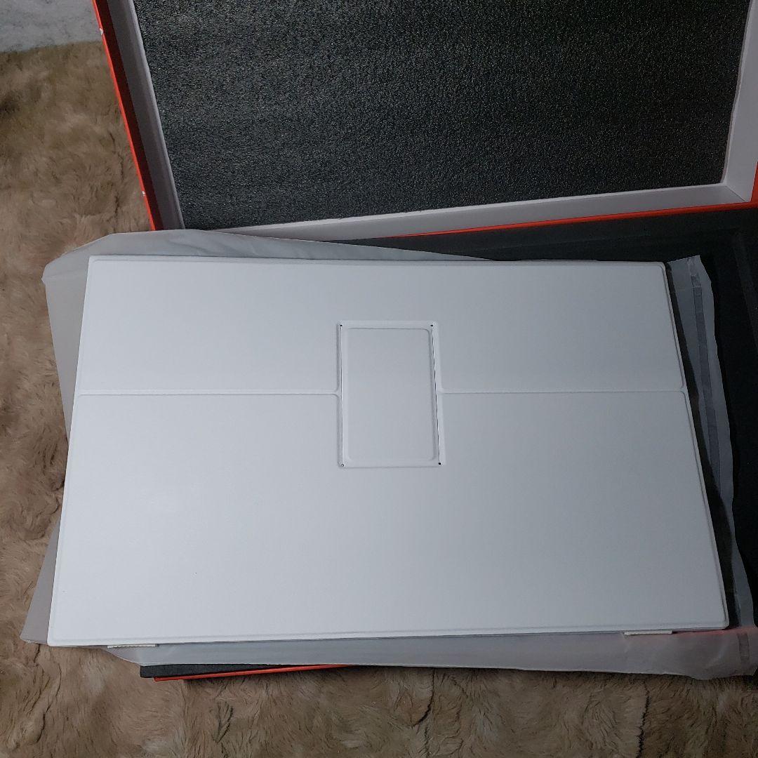 G195 Pixio ポータブルモニター　15.6インチ