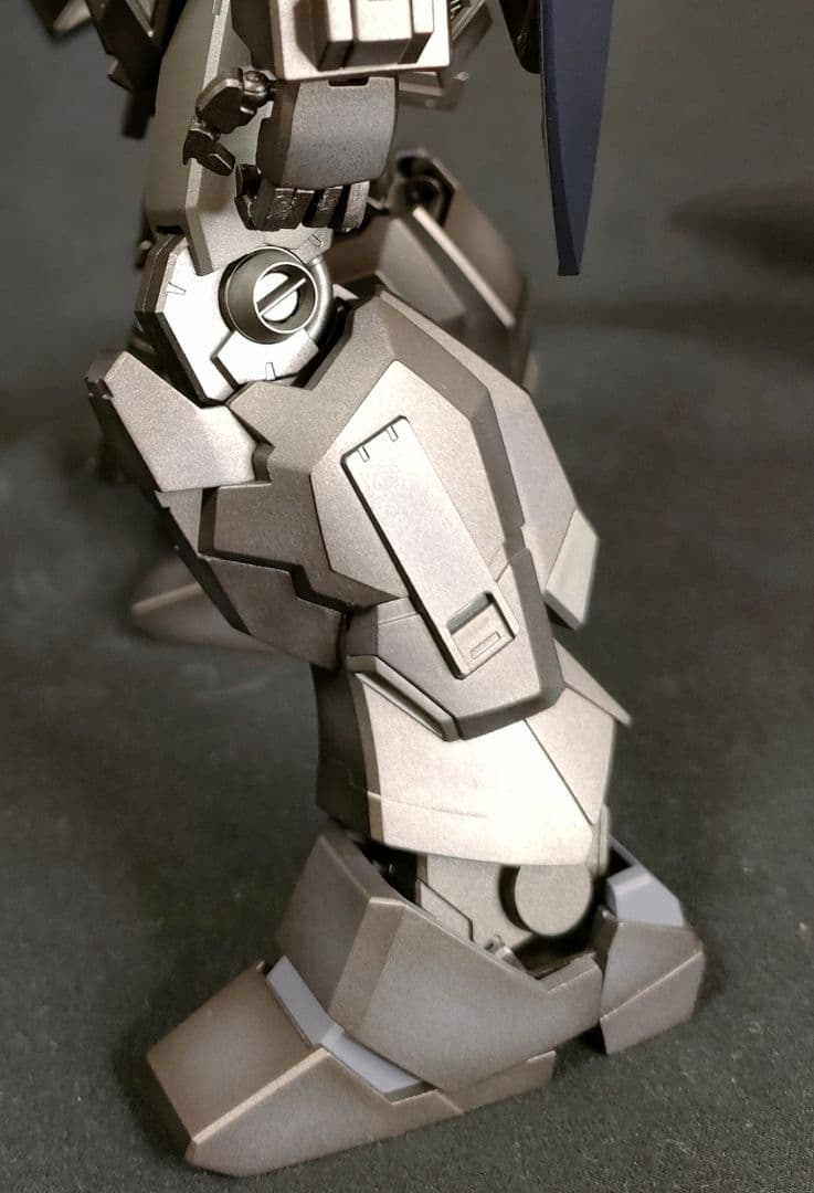 ガンプラ 塗装済完成品 MG 1/100 ジェスタ