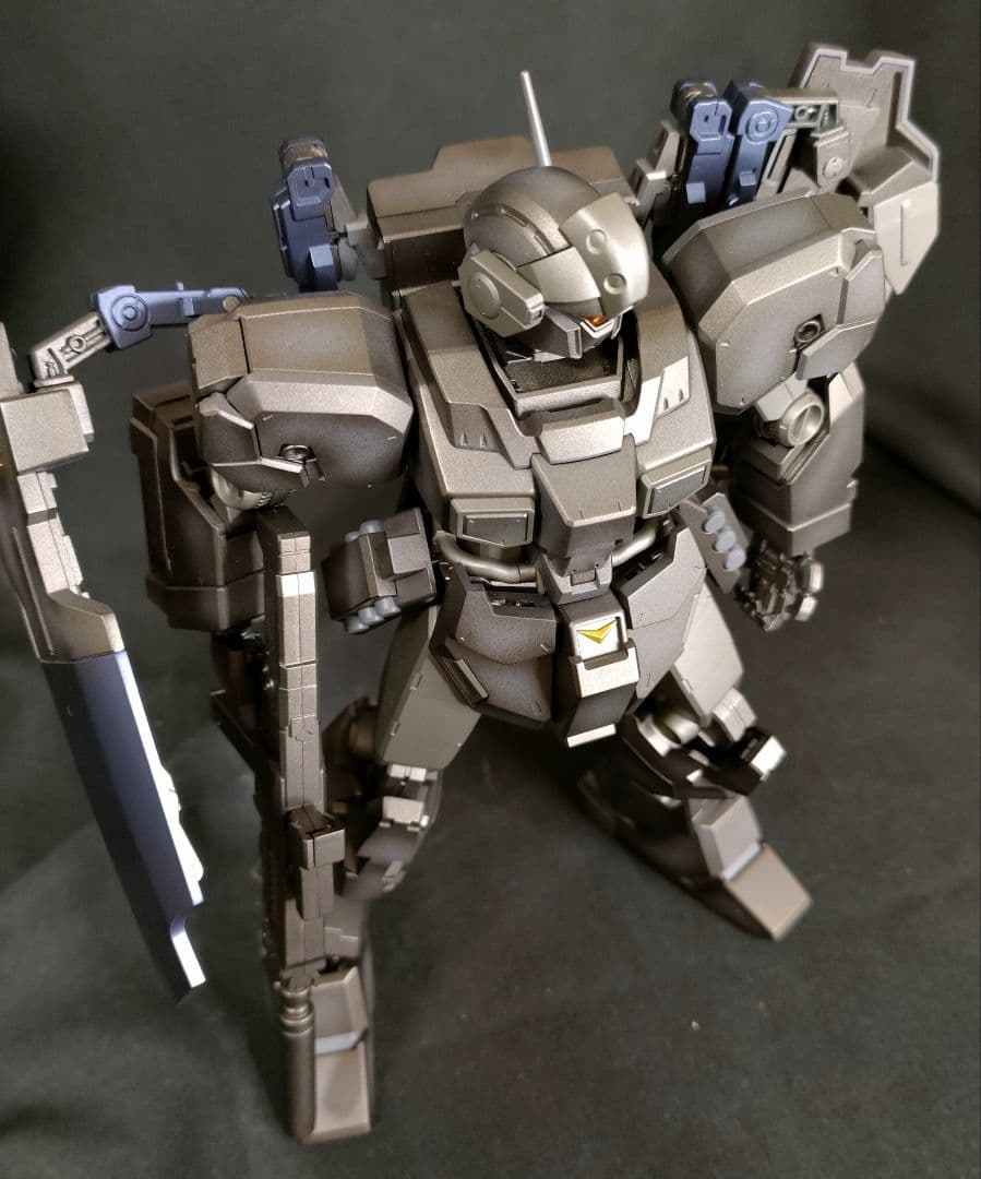 ガンプラ 塗装済完成品 MG 1/100 ジェスタ