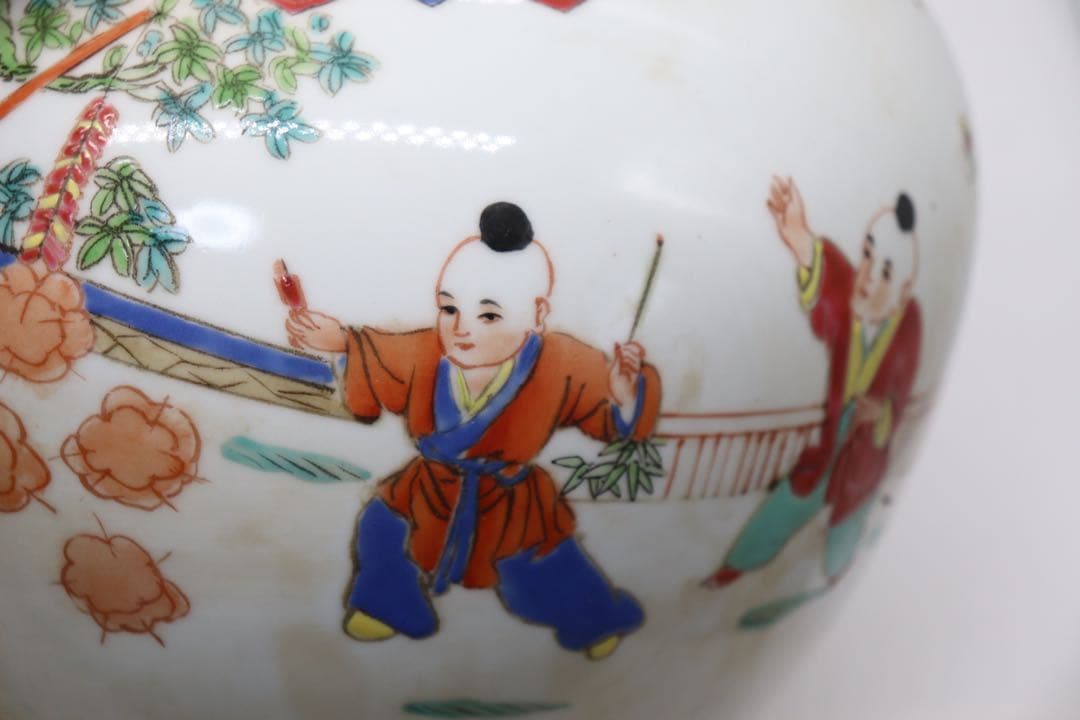 中国　粉彩　唐子　大壺　送料込み250423