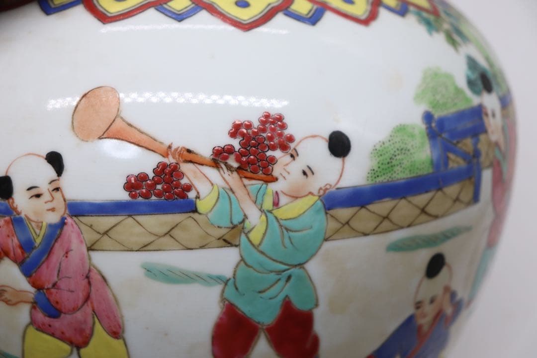 中国　粉彩　唐子　大壺　送料込み250423