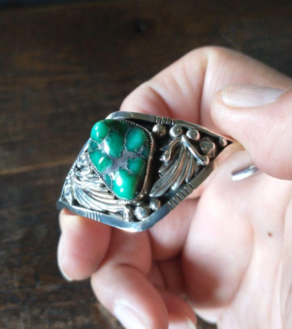 インディアンジュエリー　ターコイズシルバーバングル STERLING 刻印有