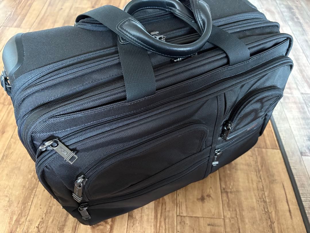 TUMI トゥミ ALPHA2 キャリーケース ブラック 4輪