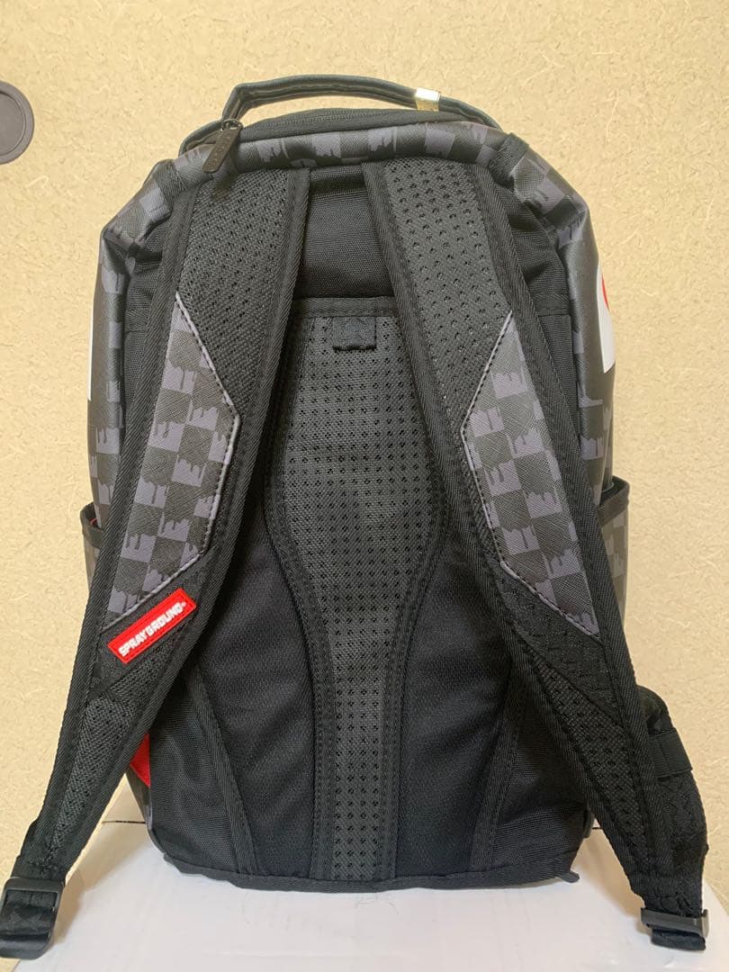 スケートボード sprayground