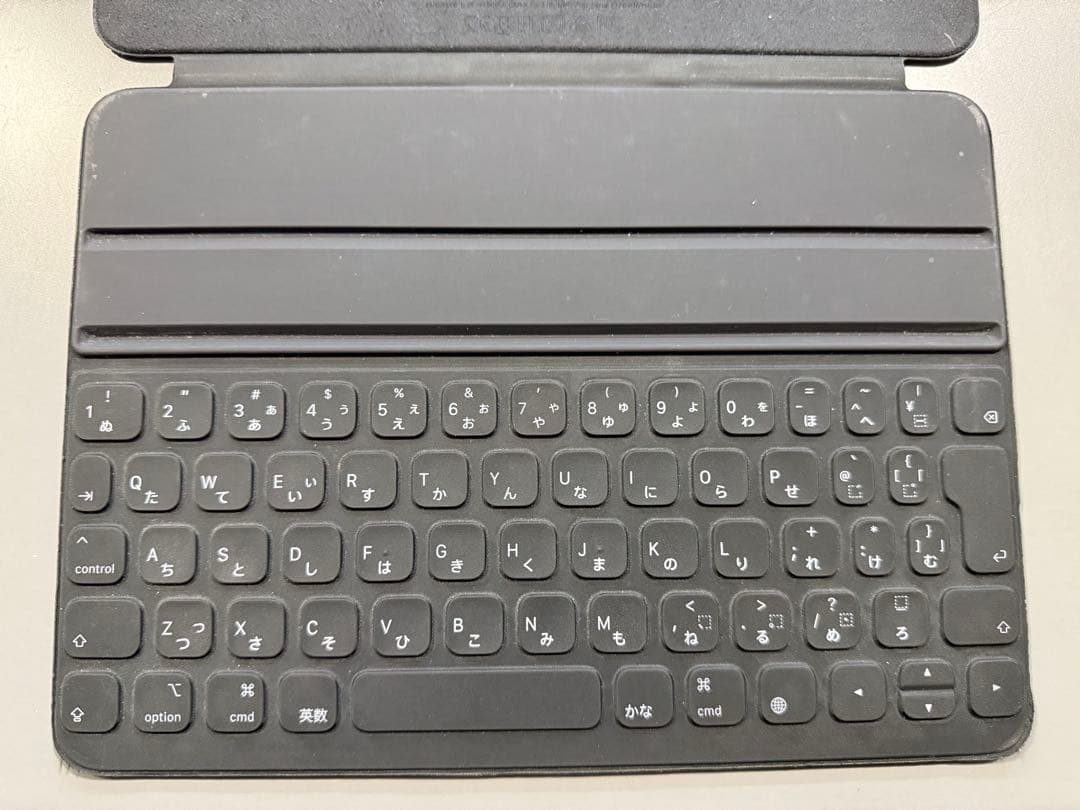 Apple 11インチiPad Pro Smart Keyboard Folio
